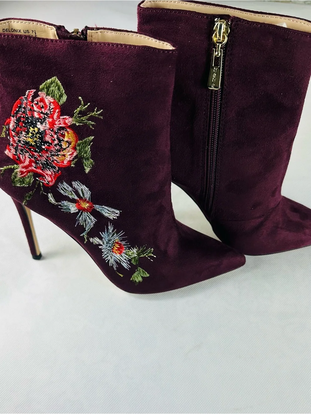 bebe pointed toe